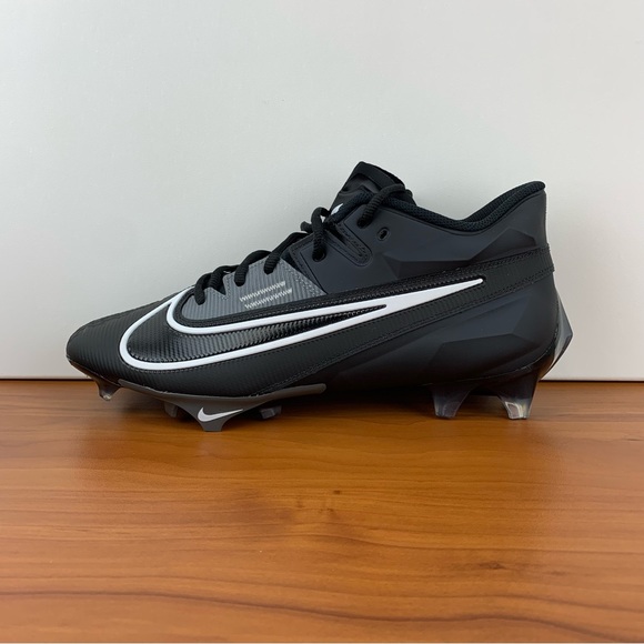 Nike Vapor Edge Elite 360 2 Football Cleats - Picture 9 of 13